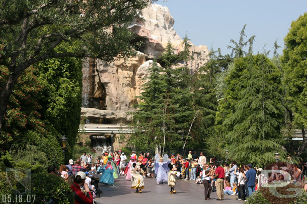 Noticed Mickey and Minnie leading the parade (the castle float was not used Friday)