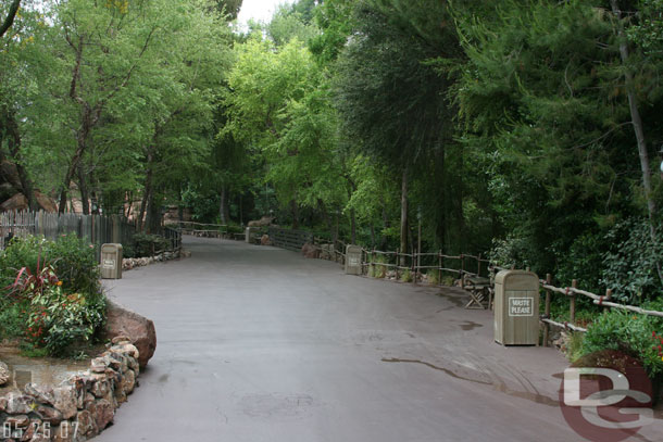 A peaceful walk through an empty Big Thunder trail