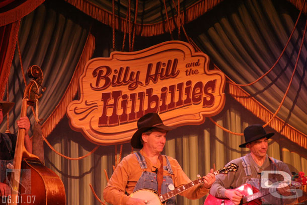 A new backdrop for the Billy Hill show