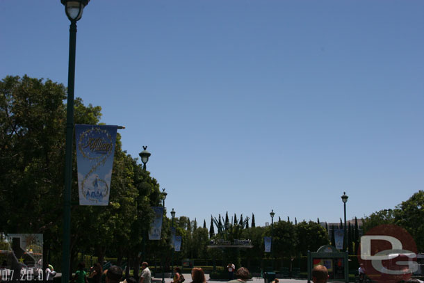 New banners at the structures tram stop