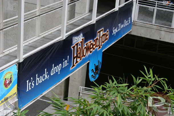 A banner at the exit of the parking structure advertising the Halloween time