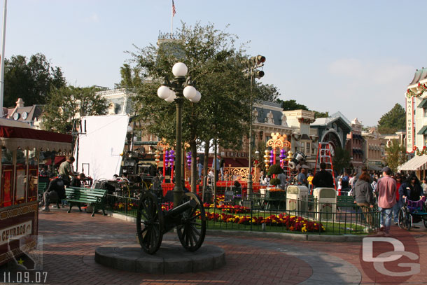 Stepping onto Main Street you can see some of the Holiday deocrations as well as preparations for Tomorrows taping of the Christmas parade