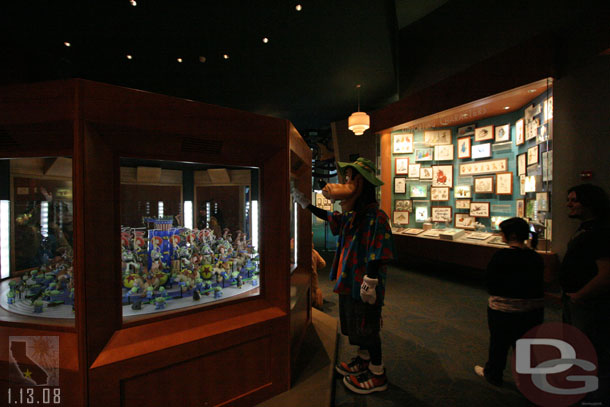 Goofy (and Pluto) hanging out in the Animation Building.