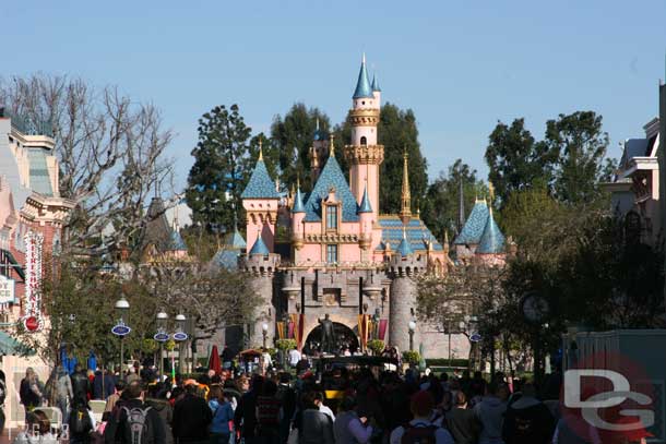 The snow is now gone from the castle and there are no signs of the holidays left (except for Small Worlds facade)