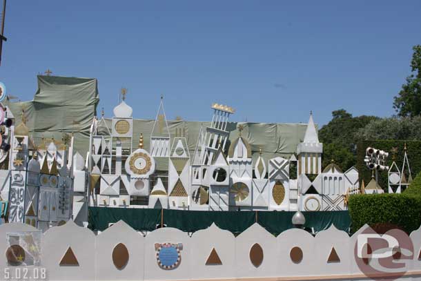 Small Worlds facade is being worked on now