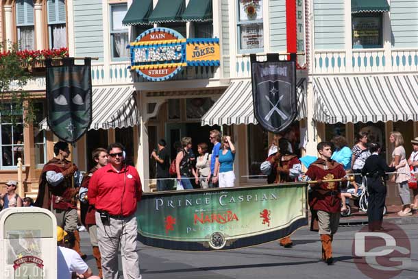 Now some shots of the new pre-parade for the upcoming release of Prince Caspian (the next Narnia film)