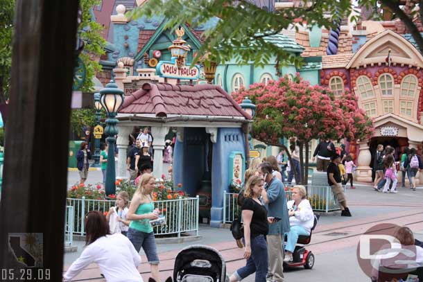 Next stop Toontown.  Noticed the Jolly Trolley was gone