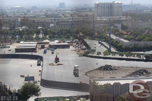 Kind of interesting how they are removing the asphalt.. sort of starting in the middle and working their way out.