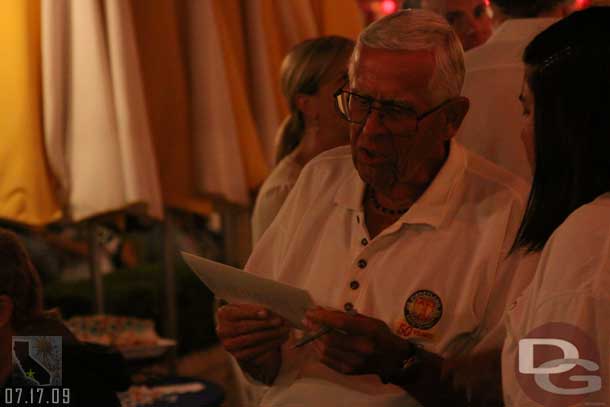 Bob Gurr talking with a guest