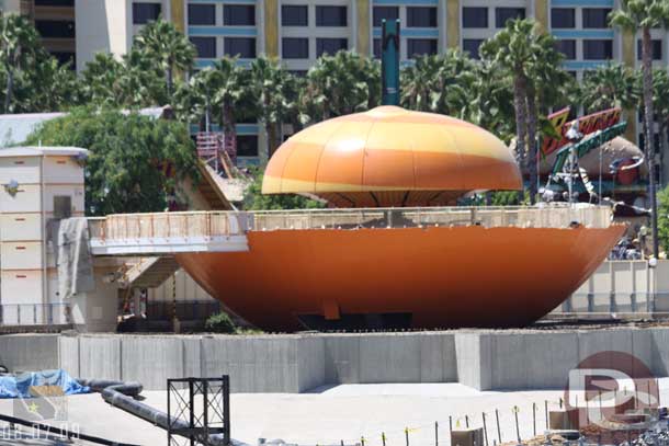 A different view of the Orange Stinger.  Notice they cut open the bottom too.