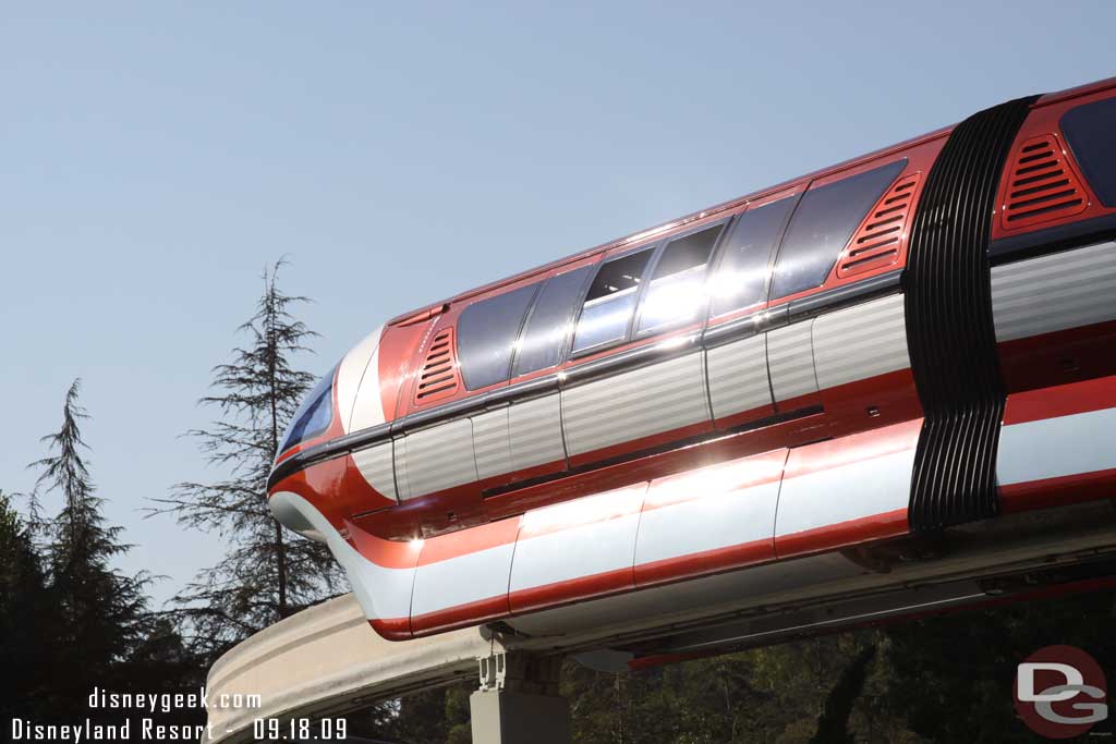 Monorail Red is back in service (Red and Orange were running Friday).