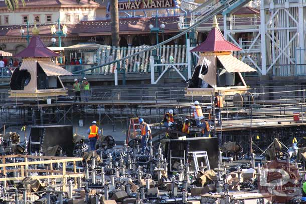 Quite a few workers out on the new machine that was installed. 