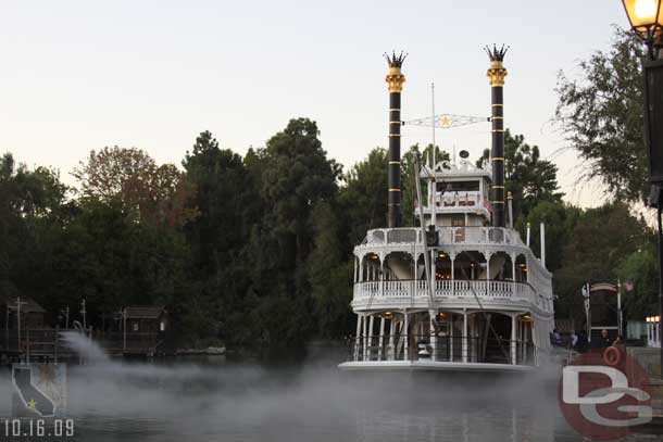 The fog and the Mark Twain looked great.. photos came out ok.