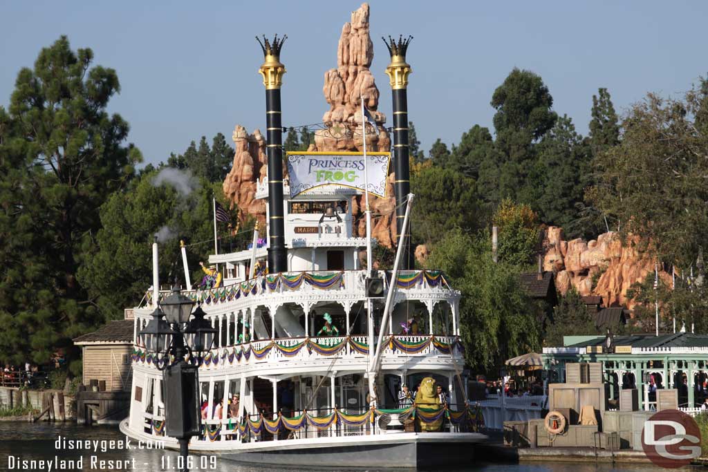 The Mark Twain awaits them with Louis and some other CMs as well as the selected guests onboard.