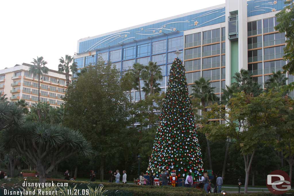 Painting is proceeding on the Disneyland Hotel (also notice the Downtown Disney tree in the foreground)