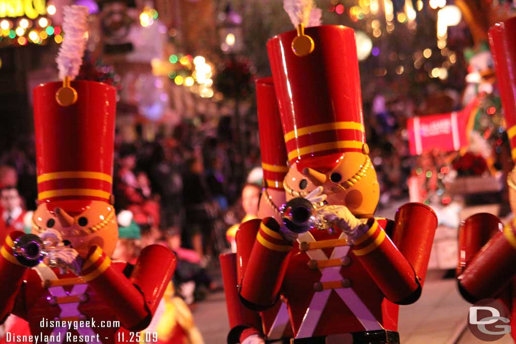 Some random shots from the Christmas Fantasy parade