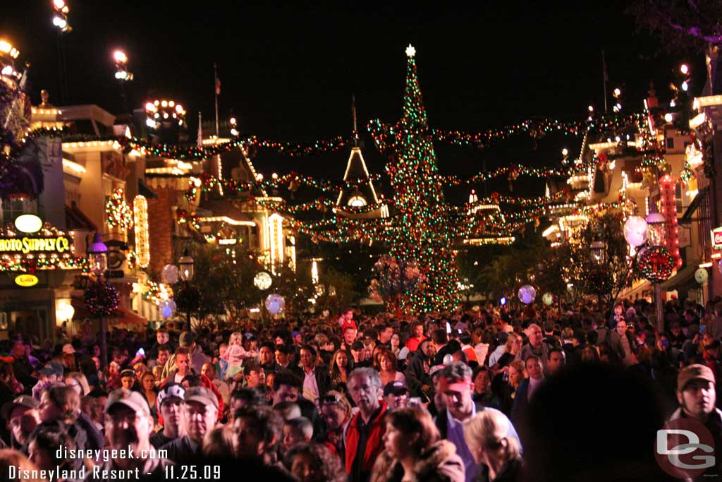 The crowd after the parade.  It took a good 20 minutes or so for it to really calm down.