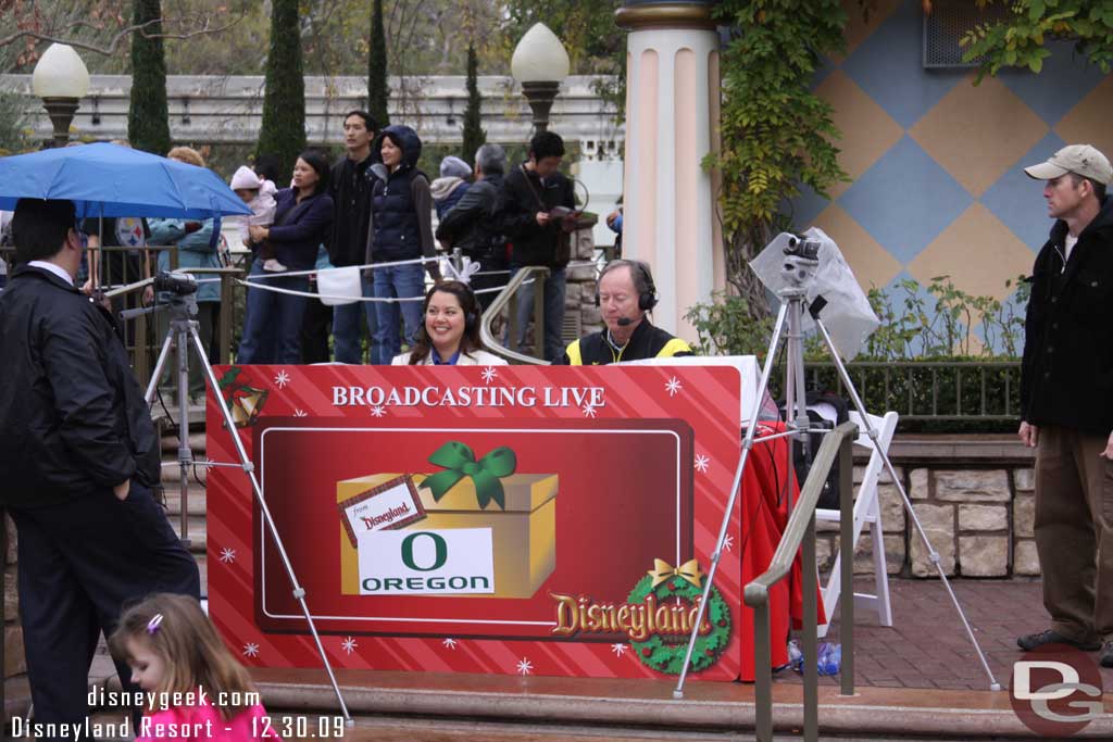 An Oregon webcast.. there were quite a few Rose Bowl guests (Ohio State and Oregon shirts).