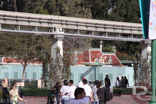 The new stroller rental building looks to be just about done.