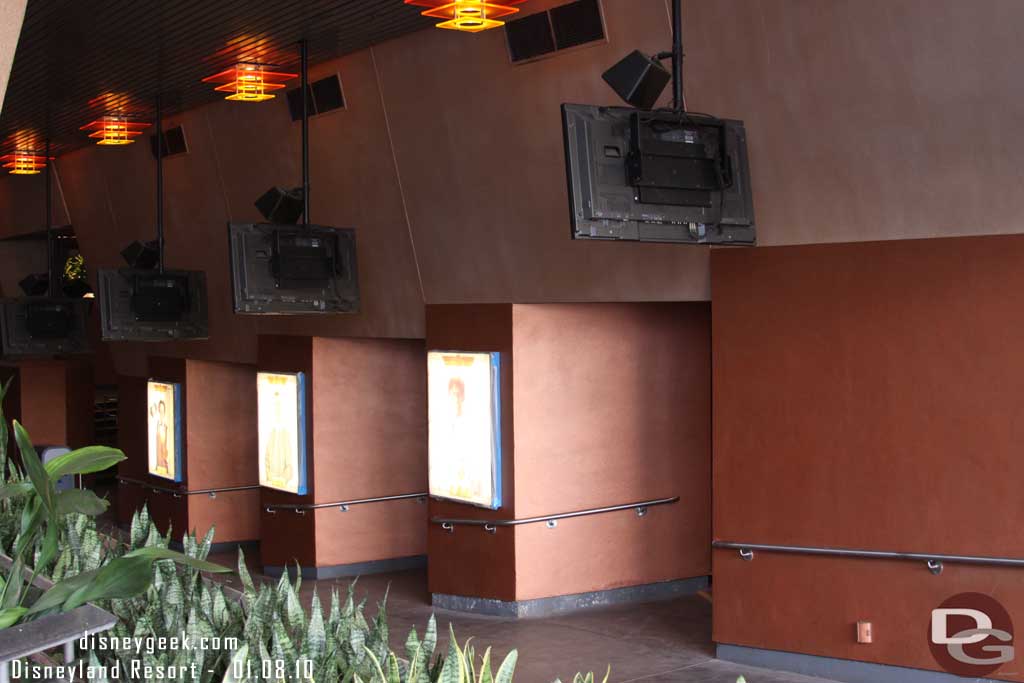 The entrance side looks freshly painted too.