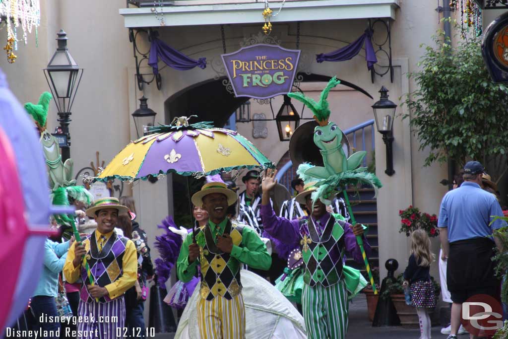 The procession starts back by the courtyard