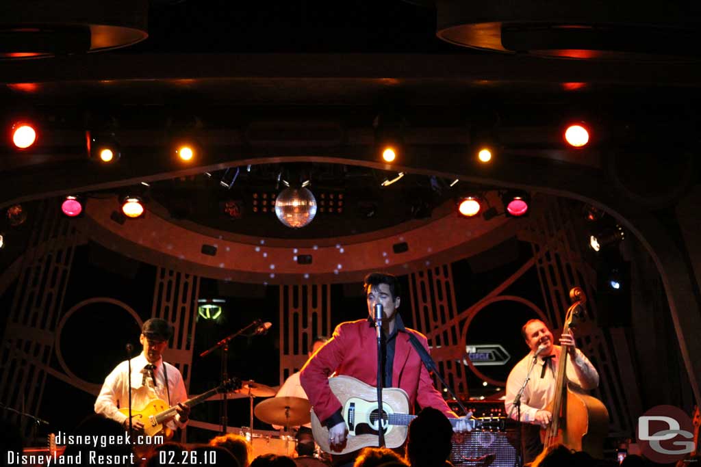 To end with a shot of Elvis (well Scot Bruce) at the Tomorrowland Terrace