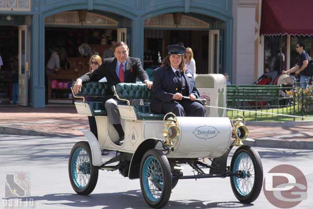 Richard Sherman rolls in on the electric runaround car.