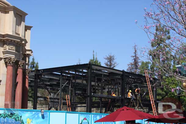 The steel is up for the the east end of the builing (the side that faces the Bay Area, where the old restrooms were).