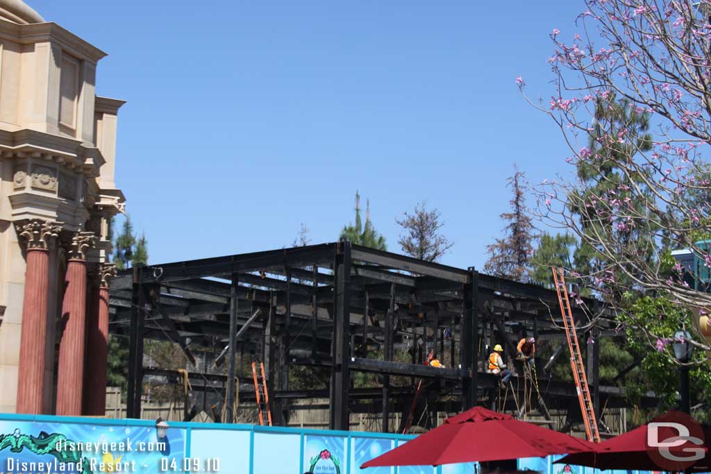 The steel is up for the the east end of the builing (the side that faces the Bay Area, where the old restrooms were).