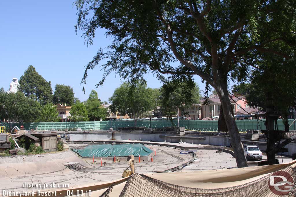 The Fantasmic equipment was covered.