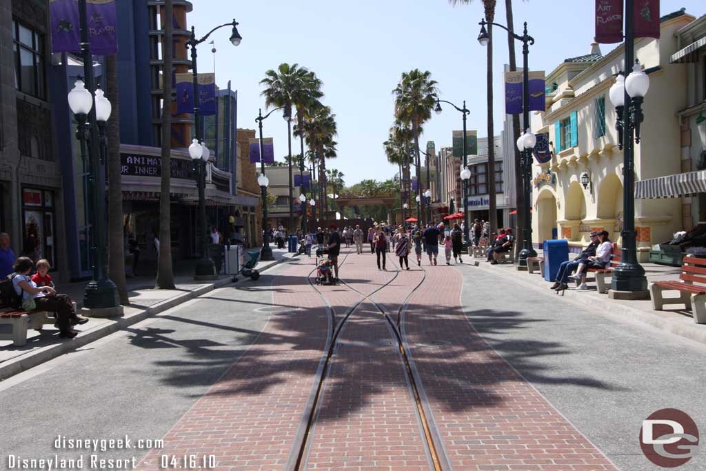 The brick really does take the plain street and make it look great.