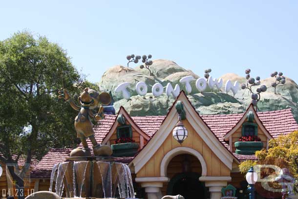 Stopped by Toontown, not much going on...