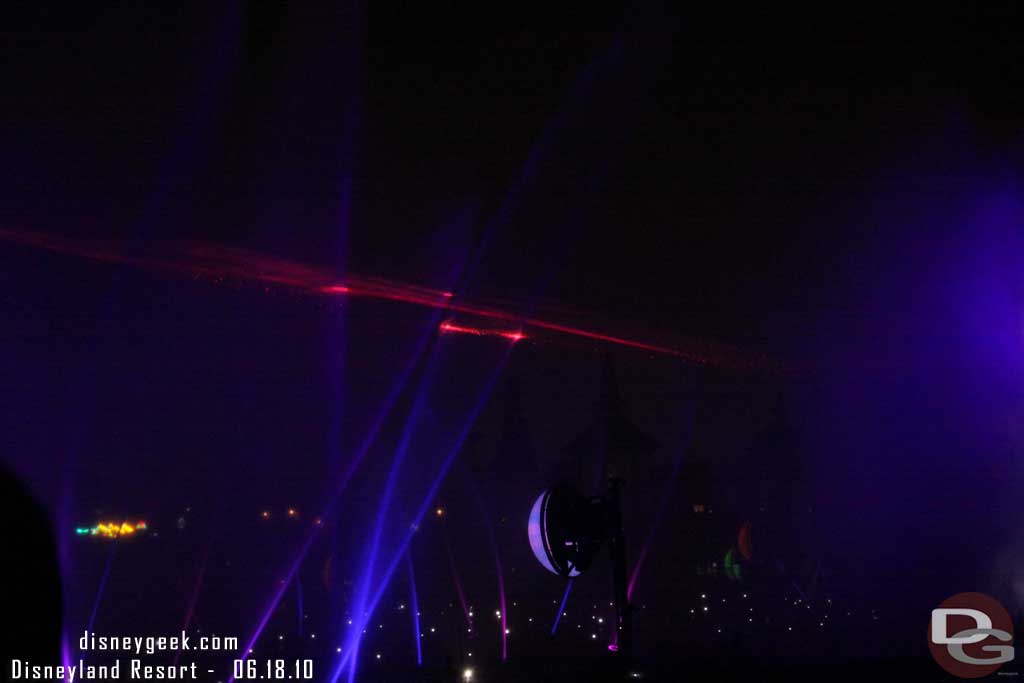 The lasers were interesting from this angle (did not photograph that well)