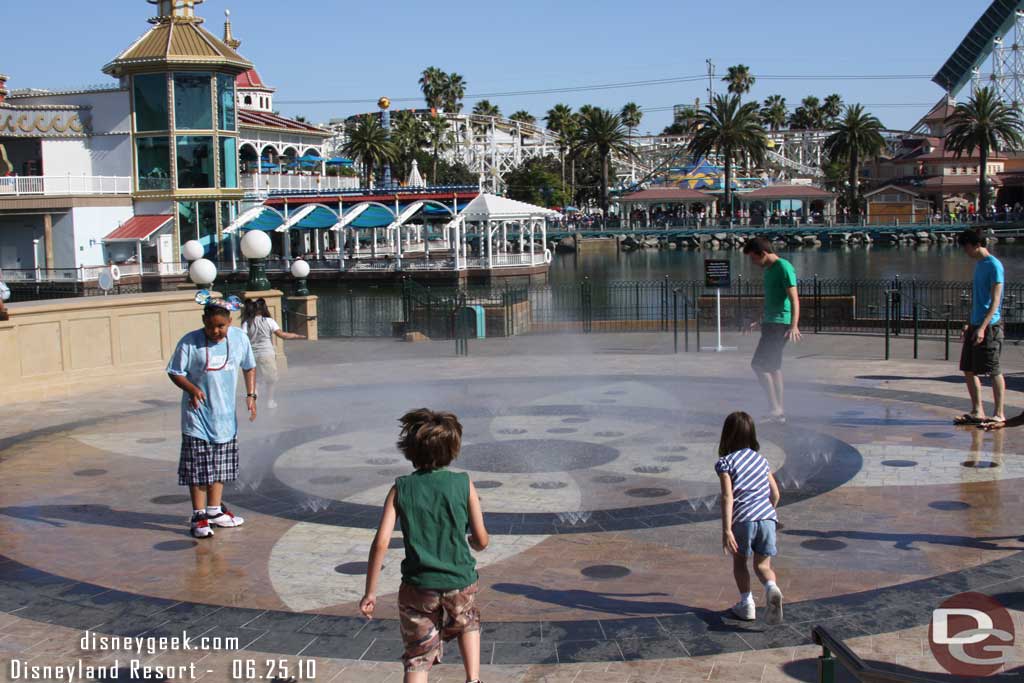 The fountain in action.. my first time seeing it on.