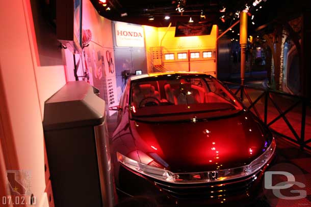 They have one of the entrance pods that showcases the FCX Concept car which features a fuel cell.