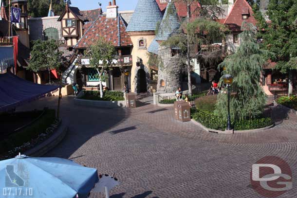 Fantasyland is so peaceful in the morning.. 