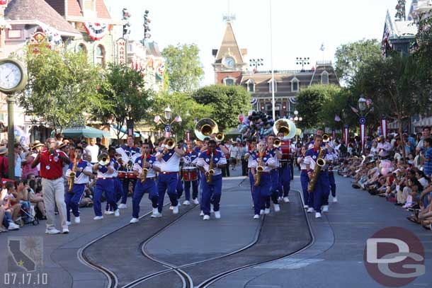 The College Band making its way down for the pre-parade.