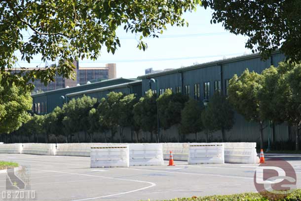 Decided to hike out to Harbor to see what I could see.. here are the new buildings backstage that were built along the perimeter, I am not sure if I ever posted a shot from this side.  They have been done for quite a while now.