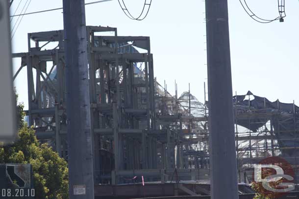 The one thing that you get from this angle is the size of the structure, its going to be impressive to stand in Radiator Springs and look up at the rocks