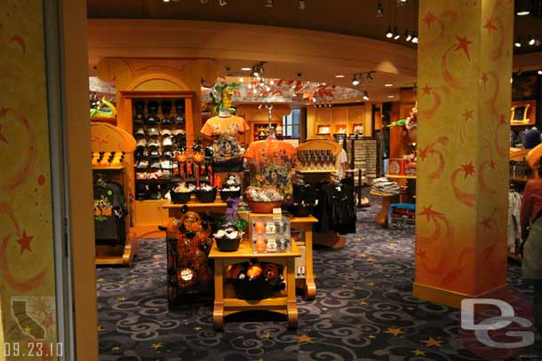 Heading out for the parks.  The gift shop has a lot of Halloween merchandise