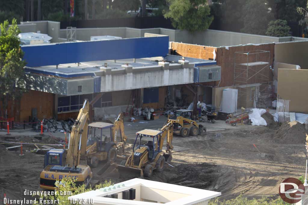 Now a spin on the Fun Wheel.  Burger Invasion is now just a regular building.. no more burger.