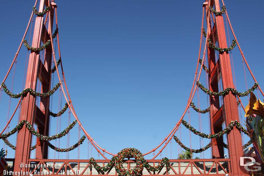 The Golden Gate is decorated for one last time.