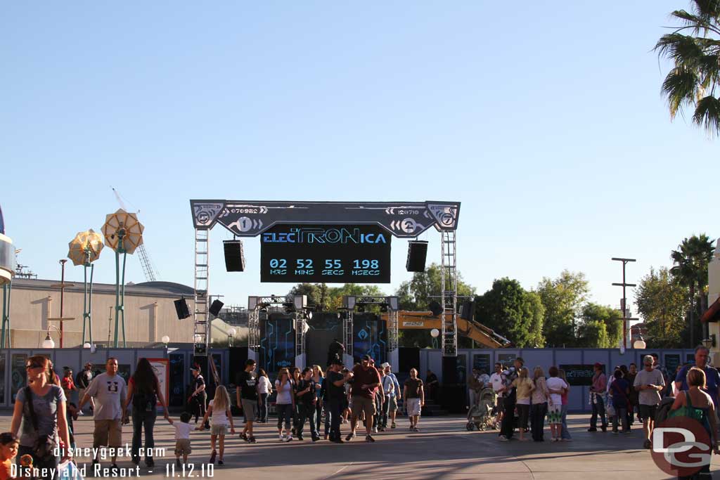 Wow what a difference a week makes.  The trees and most of the other supporting elements are gone from the Sunshine Plaza.