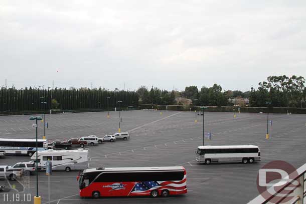 The parking lots were fairly empty with no one out side really and I was on the 4th floor which was probably only 1/3 full.