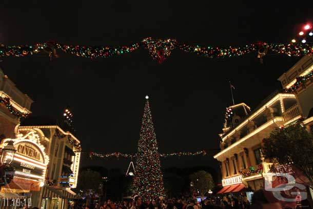 Waiting for Believe on Main Street...