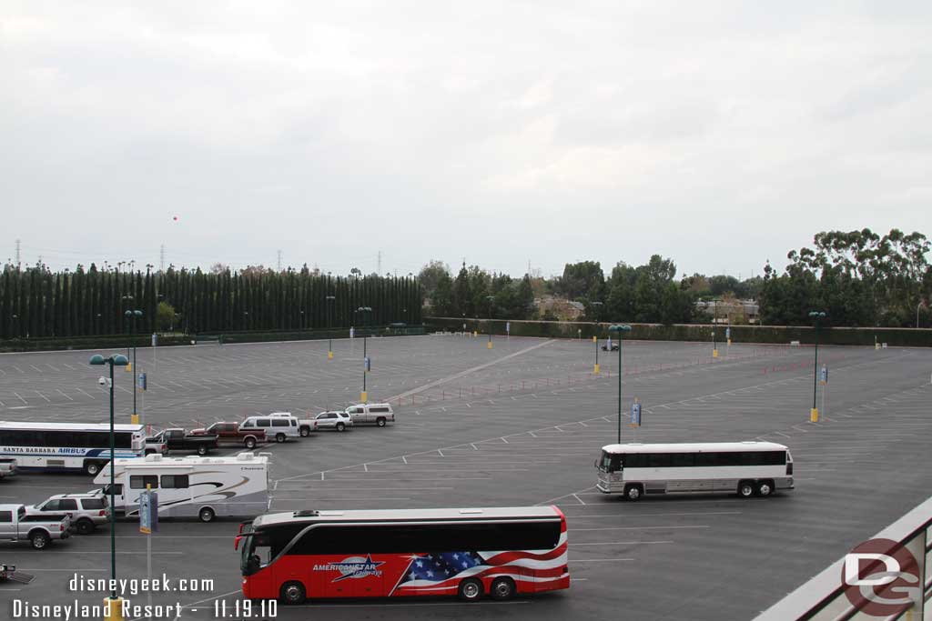 The parking lots were fairly empty with no one out side really and I was on the 4th floor which was probably only 1/3 full.