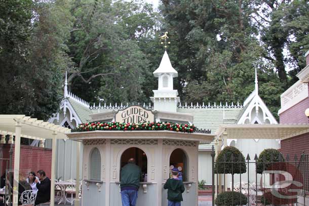 The work on the tour gardens is done.