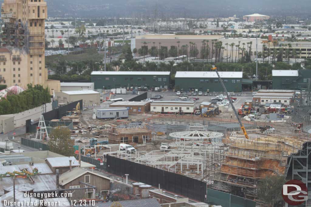 A wider shot of the area.