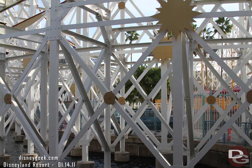 You could look through the Screamin supports to see the work at the park site, but the photo does not really help...