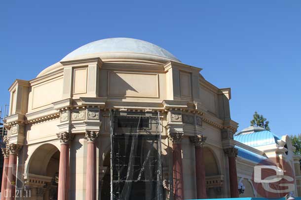 No real visible progress on the dome.